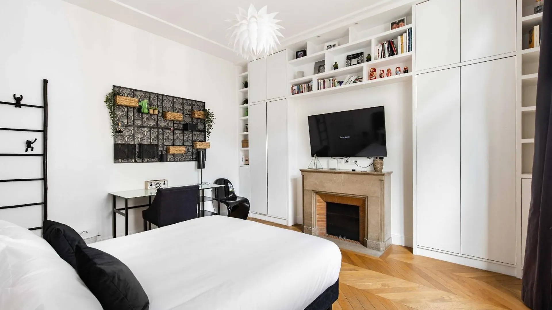 Luxury - 5br-10p - Trocadero Apartment